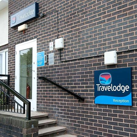 Travelodge Chester Warrington Road Exterior photo