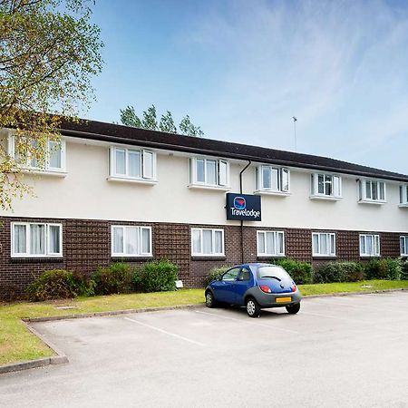 Travelodge Chester Warrington Road Exterior photo